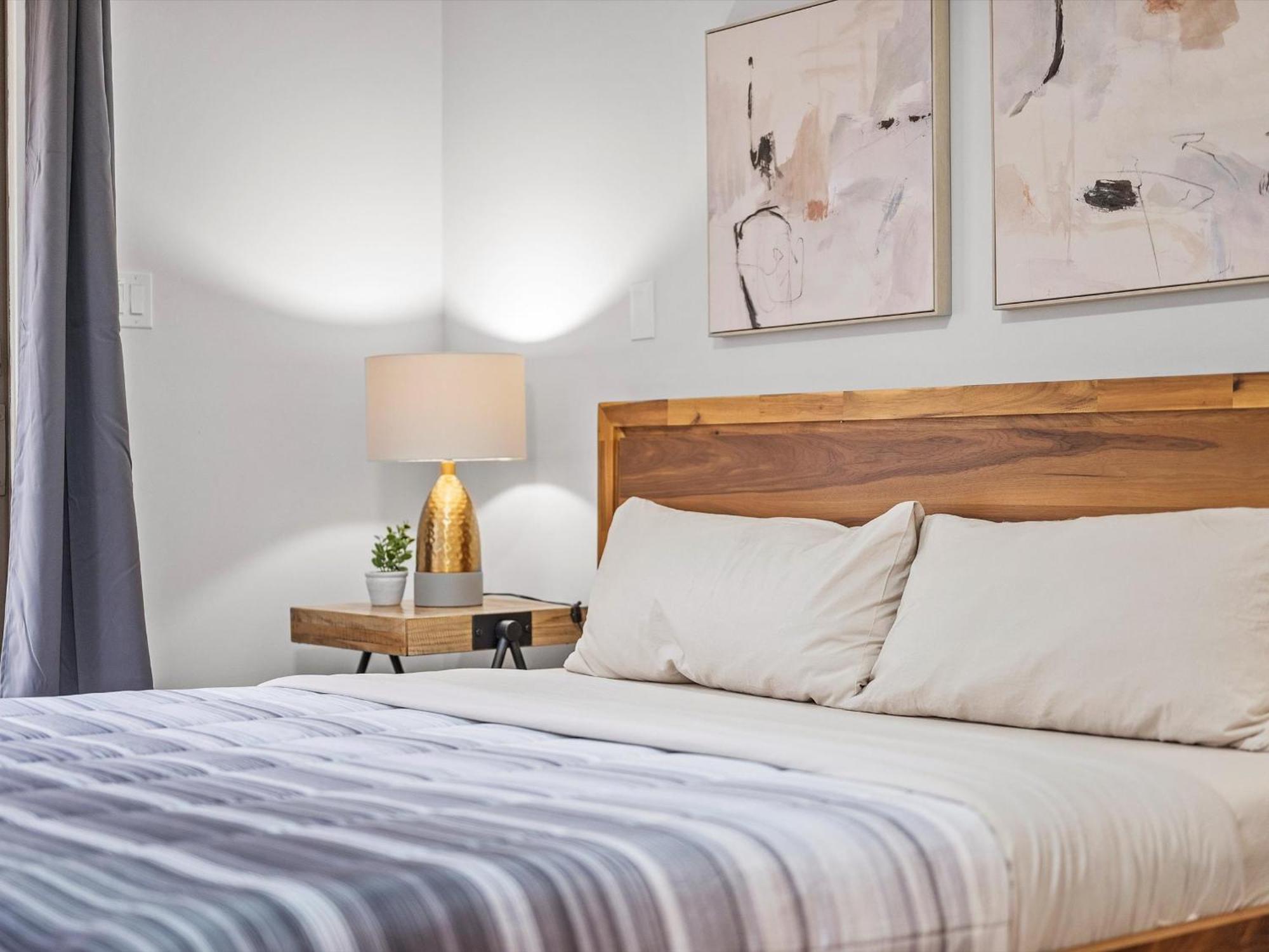 Casa de férias Stylish And Accessible Six Bedroom In Wexford/pittsburg With Kids Amenities