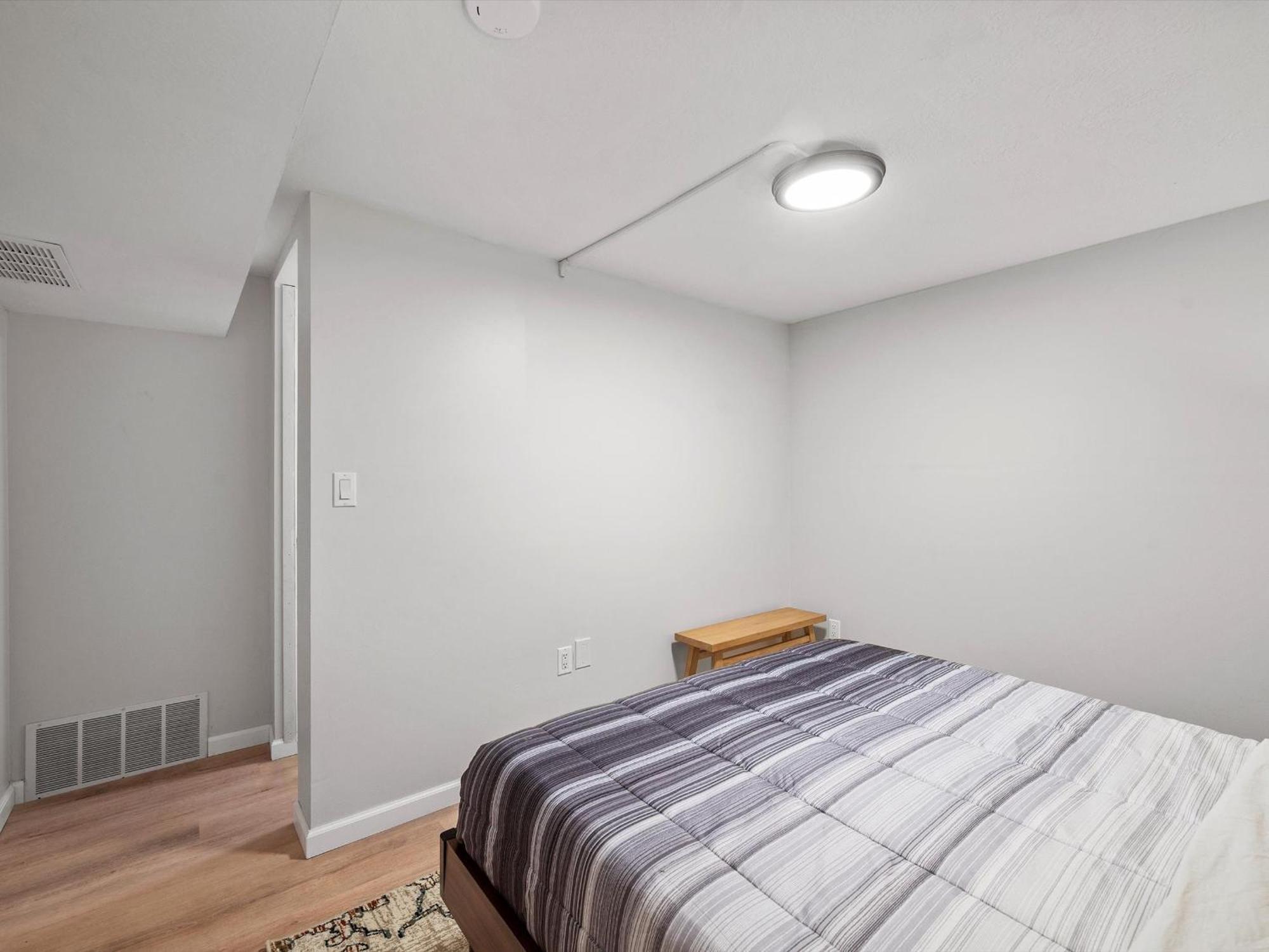 Stylish And Accessible Six Bedroom In Wexford/pittsburg With Kids Amenities